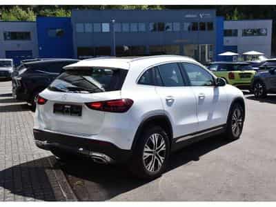 Mercedes GLA 200 CDI Progressive 8G-Tronic PANO CHFF ADD LANE GPS CAM 1° MAIN (2024) - Photo 4