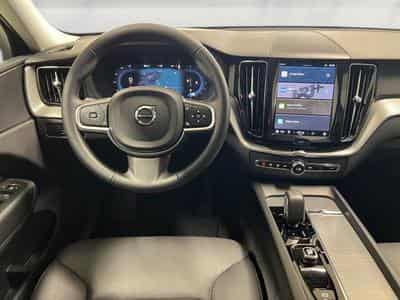 Volvo XC60 Core (2025) - Photo 12