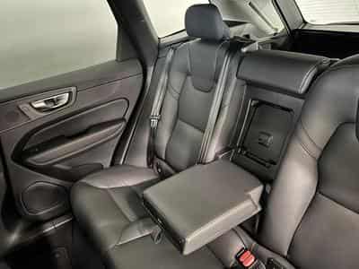 Volvo XC60 Core (2025) - Photo 13