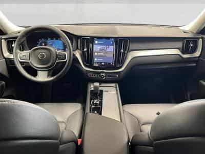 Volvo XC60 Core (2025) - Photo 7