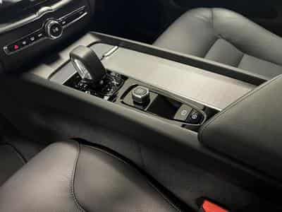 Volvo XC60 Core (2025) - Photo 8