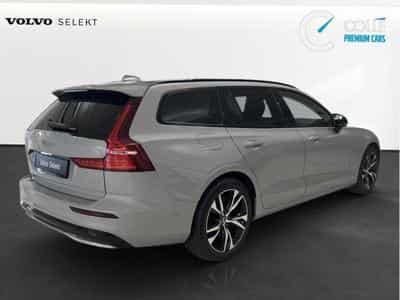 Volvo V60 Plus Dark (2025) - Photo 2