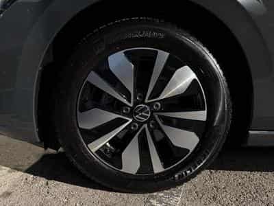 VW Golf VIII Life/Move/Car Play/Keyless (2024) - Photo 5