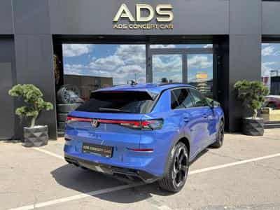 VW T-Roc R-Line/IQ Light/Camera 360/Car Play (2025) - Photo 4