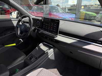 VW T-Roc R-Line/IQ Light/Camera 360/Car Play (2025) - Photo 8