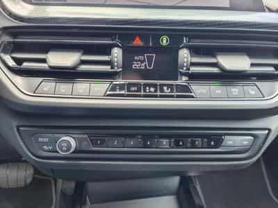 BMW 118 118iA CARPLAY SIEGES SPORT CHAUFF GPS BLUETOOTH (2023) - Photo 15