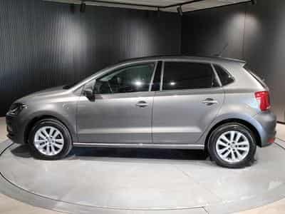 VW Polo 1.2 TSI DSG TOIT OUVRANT BLUETOOTH GPS RADAR AV/ARR CLIM AUT (2015) - Photo 5