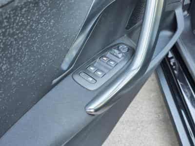 Peugeot 2008 1.6 HDI CARPLAY TOIT PANO SEMI-CUIR GPS BLUETOOTH (2017) - Photo 12