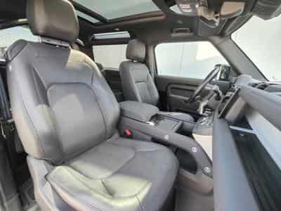 Land-Rover Defender 90 D250 TOIT OUVRANT CARPLAY CAMERA 360 CUIR (2022) - Photo 7