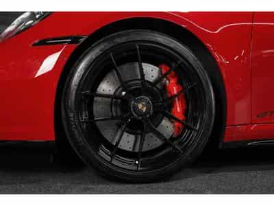 Porsche 911 992.2 Targa 4 GTS PDK - ROUGE CARMIN (2025) - Photo 12