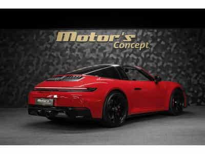 Porsche 911 992.2 Targa 4 GTS PDK - ROUGE CARMIN (2025) - Photo 3