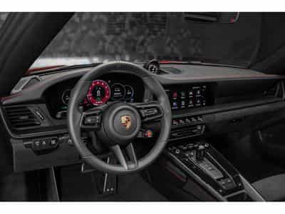 Porsche 911 992.2 Targa 4 GTS PDK - ROUGE CARMIN (2025) - Photo 8