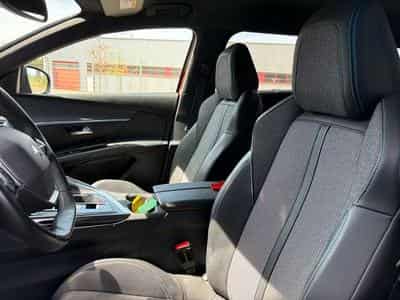 Peugeot 5008 5008 BlueHDi 130 EAT8 Allure Pack (2023) - Photo 10