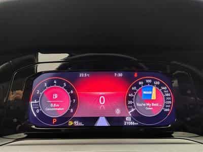 VW Golf 1.0 eTSI Life OPF DSG (2023) - Photo 10