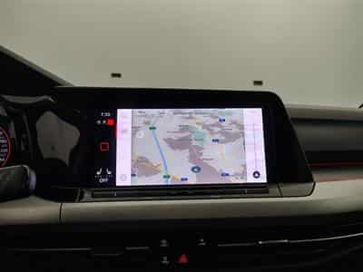 VW Golf 1.0 eTSI Life OPF DSG (2023) - Photo 11