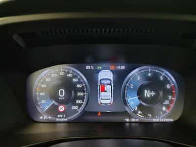 Volvo XC40 1.5 T2 Momentum Pro NAVI/FULL LED/JA/PDC AV AR (2021) - Photo 10