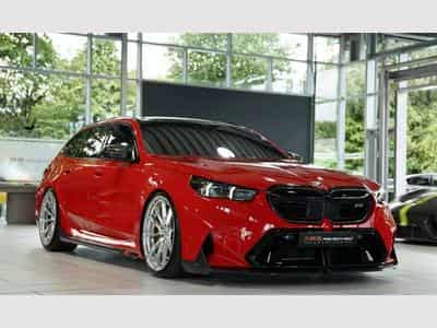 BMW M5 Touring 1.H *Carbon*Keramik*Grail*RossoCorsa (2025) - Photo 5