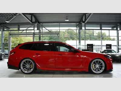 BMW M5 Touring 1.H *Carbon*Keramik*Grail*RossoCorsa (2025) - Photo 6