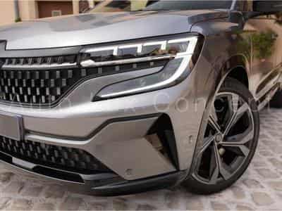 Renault Espace E-Tech Full Hybrid 200 Esprit Alpine 7 places (2025) - Photo 11