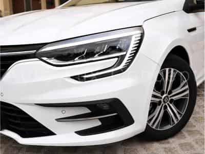 Renault Megane 1.5 dCi 115 EDC7 Equilibre (2024) - Photo 10