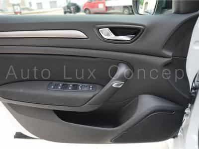 Renault Megane 1.5 dCi 115 EDC7 Equilibre (2024) - Photo 14