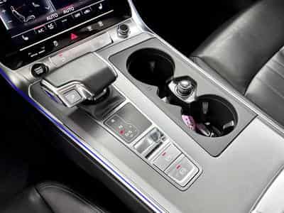 Audi A6 Avant Quattro 2.0 TDI 204 CV S-Tronic *PANO* ATTELAGE* HAYON (2023) - Photo 14