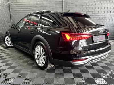 Audi A6 Avant Quattro 2.0 TDI 204 CV S-Tronic *PANO* ATTELAGE* HAYON (2023) - Photo 4