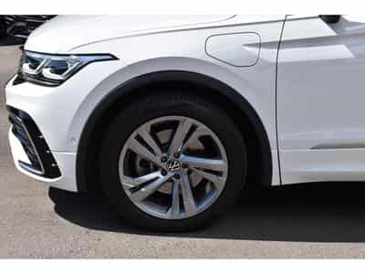VW Tiguan 1.4 TSI eHybrid R-Line DSG ACC TRAVEL SIDE PARK CAM 1° MAIN (2023) - Photo 5