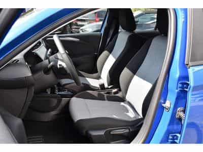 Opel Corsa 1.2 Turbo Edition AT8 REGUL LANE SIDE CAM 1° MAIN (2025) - Photo 5
