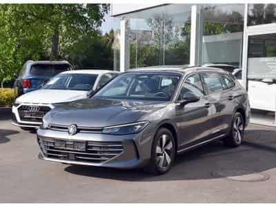 VW Passat 2.0 TDI Business DSG PANO TRAVEL CAM360 1° MAIN (2025) - Photo 2