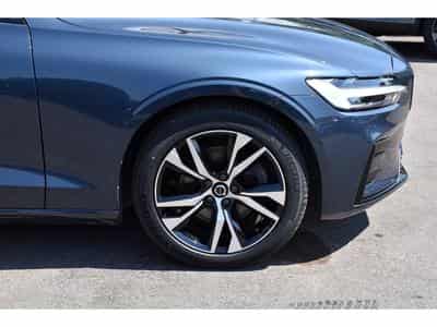 Volvo V60 2.0 B4 Plus Dark Geartronic PANO CUIR MEMO CAM360 HARMAN 1°M (2025) - Photo 5