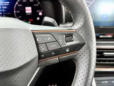 Cupra Leon ST VZ 2.0 TSI 300CV *PANO* *VSS* CAM* *BEATS* (2024) - Photo 8