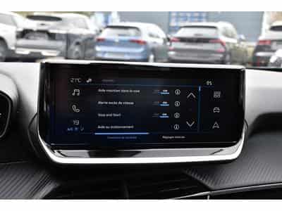 Peugeot 2008 1.2 Hybrid 145 e-DCS6 Style REGUL LANE PDC 1° MAIN (2025) - Photo 12