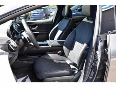 Mercedes EQE 300 AMG Line AIRMATIC DISTR CUIR MEMO PANO BURMESTER CAM360 (2025) - Photo 6