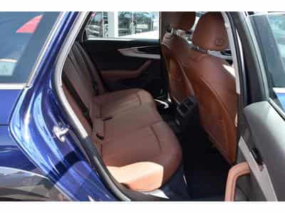 Audi A4 40 TDI Quattro S-Tronic CUIR GPS ATT RMQ CAM 1° MAIN (2022) - Photo 8