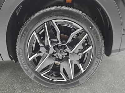Peugeot 3008 1.2 Hybrid 145 E-DSC6 Allure (2025) - Photo 6