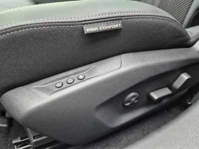 Peugeot 308 1.2 Hybrid e-DSC6 145 GT Exclusive (2026) - Photo 14