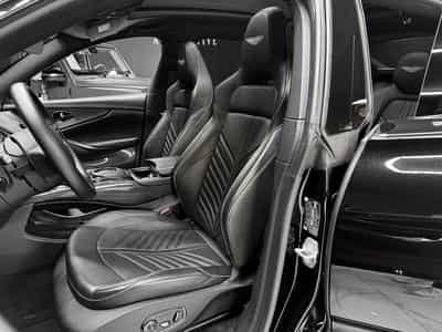 Aston-Martin DBX 4.0 V8 707 / CARBON / PANO / 23" / BLACK B (2022) - Photo 12