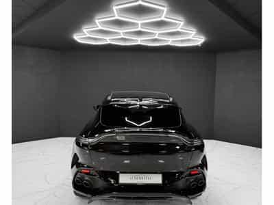 Aston-Martin DBX 4.0 V8 707 / CARBON / PANO / 23" / BLACK B (2022) - Photo 4