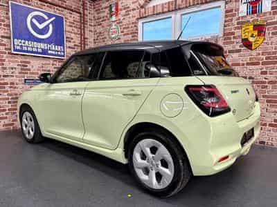 Suzuki Swift Swift 1.2 Hybrid 83cv Auto GL Navig/SiègeCh/Cam (2025) - Photo 2