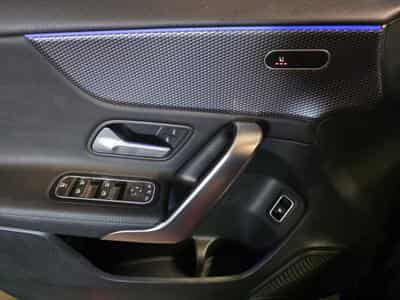 Mercedes A 250 e Plug in PROGRESSIVE LINE PANO CUIR NAVI 1 HAND (2022) - Photo 9