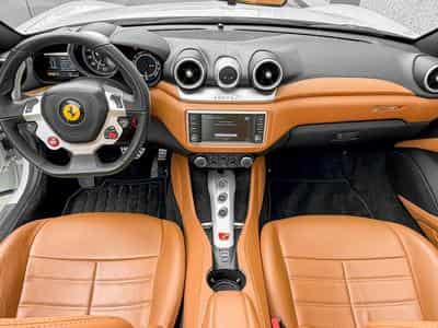 Ferrari California California T / 3.9 V8 / 4-Sitzer / (2015) - Photo 11