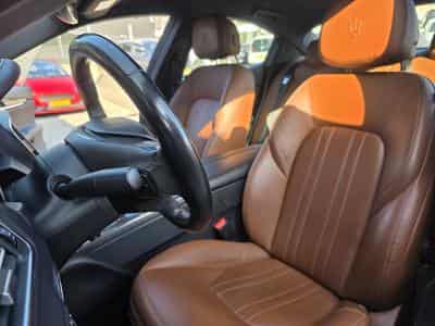 Maserati Ghibli 3.0 V6 SQ4 FACELIFT CUIR NAVI 430CV/PS (2020) - Photo 8