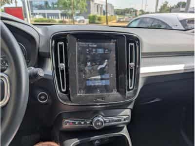 Volvo XC40 D3 MOMENTUM AUTOMATIQUE 2.0D 150 (2019) - Photo 14