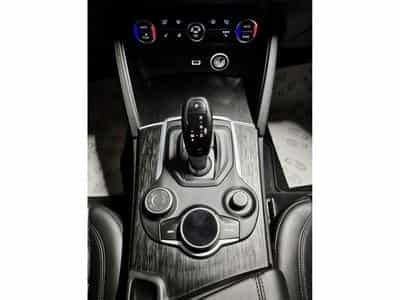 Alfa-Romeo Stelvio 2.0 TURBO Q4 CUIR NAVI (2019) - Photo 9