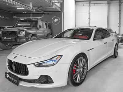 Maserati Ghibli 3.0 V6 S Q4 Automatik/ Xénon/Camera/Carbonne/20/Leder/VOLL (2016) - Photo 1