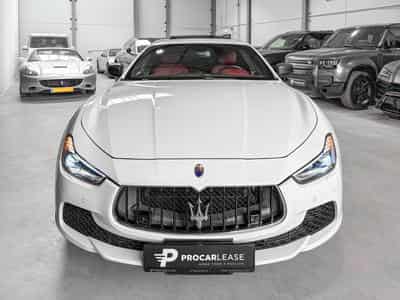 Maserati Ghibli 3.0 V6 S Q4 Automatik/ Xénon/Camera/Carbonne/20/Leder/VOLL (2016) - Photo 3