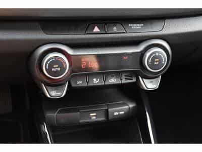 Kia Rio 1.2i Pulse REGUL GPS LANE CAM 1° MAIN (2023) - Photo 13