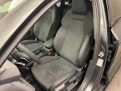 Audi S3 Sportback TFSI 333 CH / 245 kW S tronic quattro (2026) - Photo 2