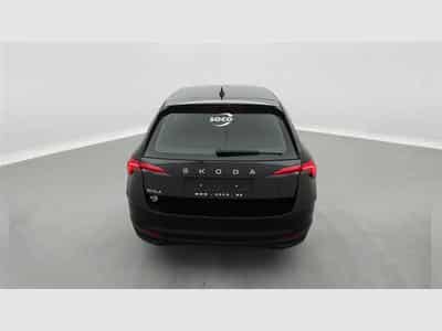 Skoda Scala 1.0 TSI 95cv Clever CARPLAY / FULL LED / PDC AR (2026) - Photo 5